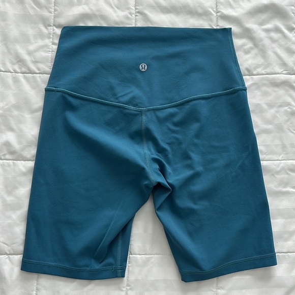 💙 Lululemon Align Shorts - Picture 3 of 7